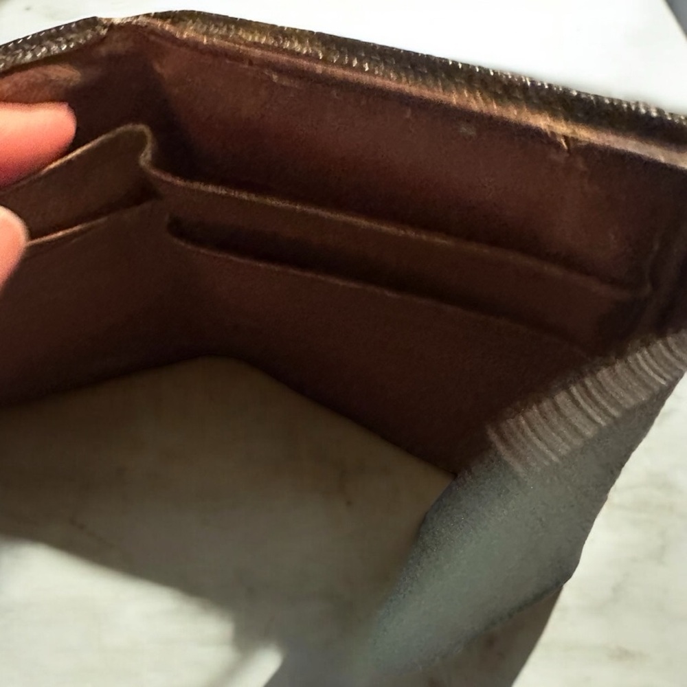 Louis Vuitton Brown Leather Wallet with Envelope Flap - Picture 8 of 12